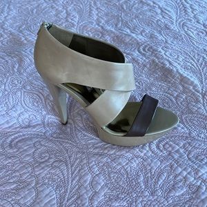 NEW! Carlos Santana MixerTan/Brown Leather Heels